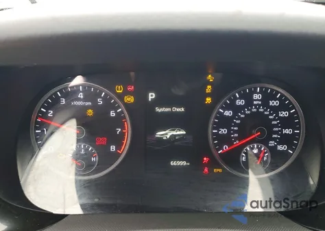 2021 Kia K5 Gt Line z USA, uszkodzony, nr VIN 5XXG64J25MG076953